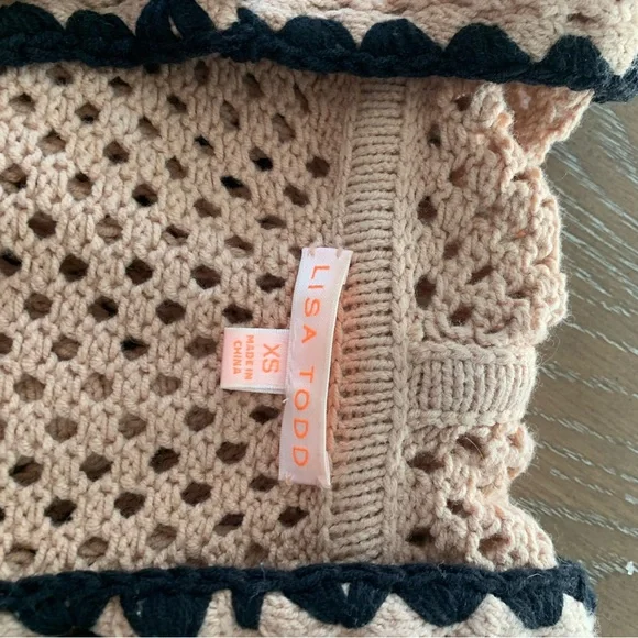 Lisa Todd Beige Knit Sweater with Black Accents - Picture 5 of 5
